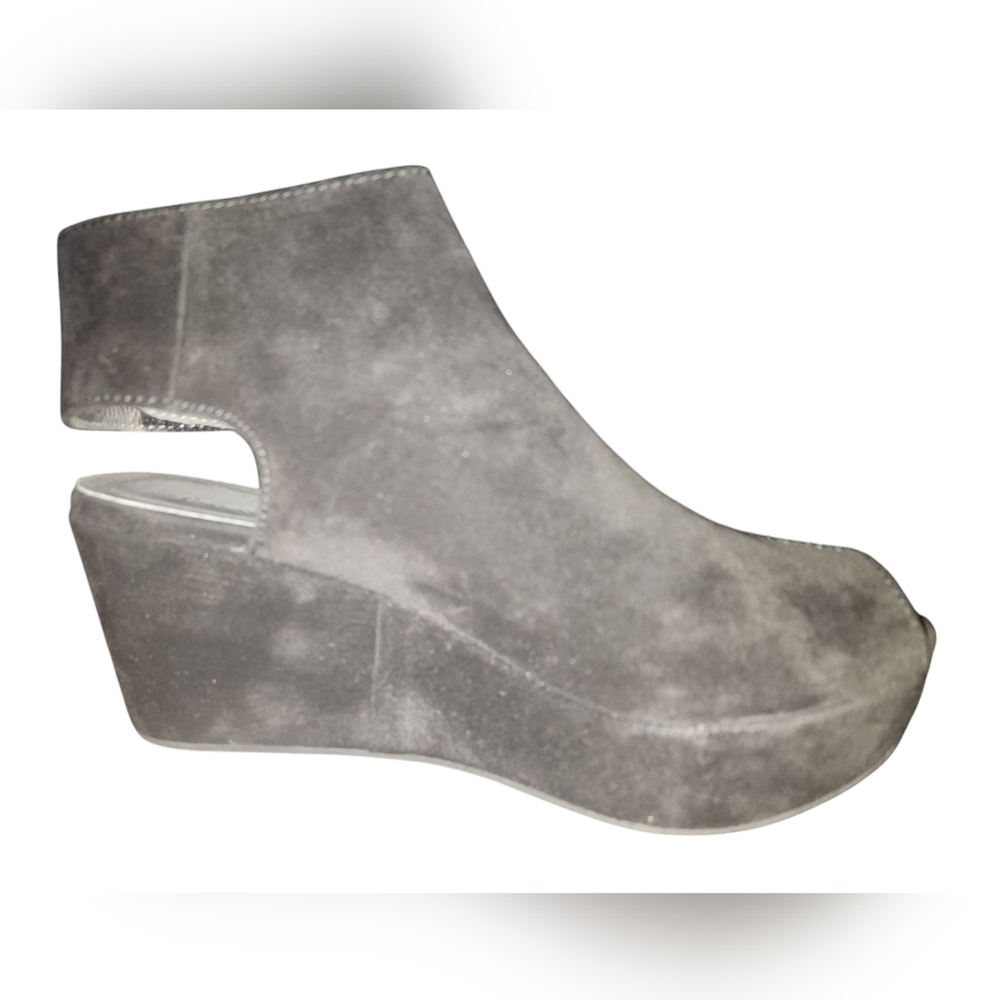 Chocolat Blu White, Black Suede Peep Toe Wedges, Womens 8 - Picture 6 of 9